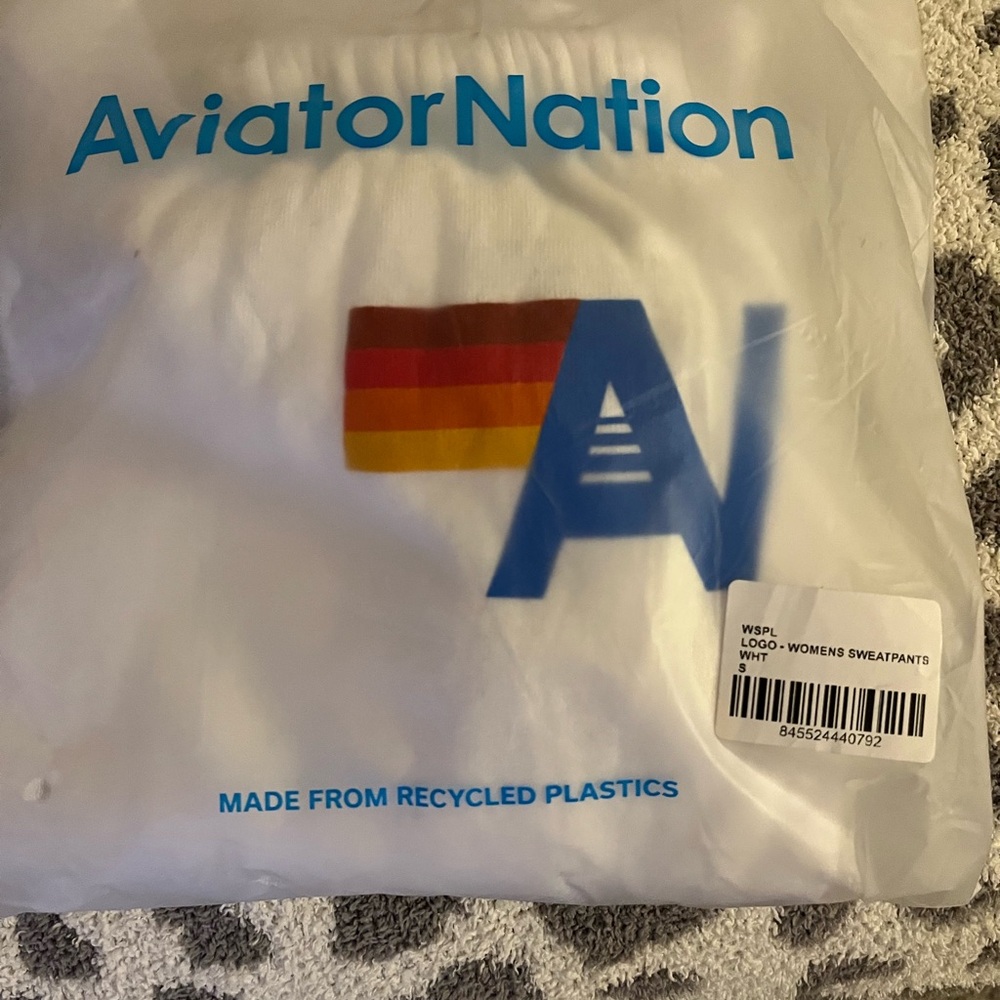 Aviator Nation White Logo joggers Small - Picture 6 of 6